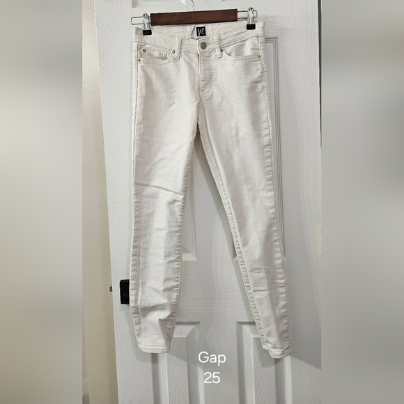 GAP Denim - GAP White Skinny Jeans
